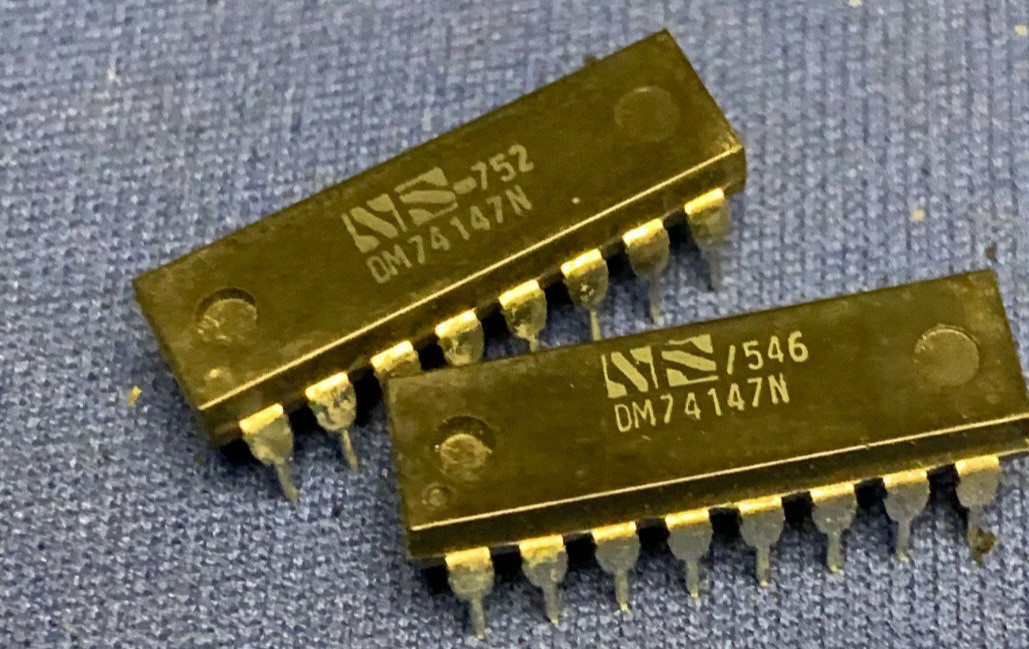 DM74147N NSC 74147N 16-Pin DIP VINTAGE 1975/77 BLACK NOS LAST ONES QTY-1