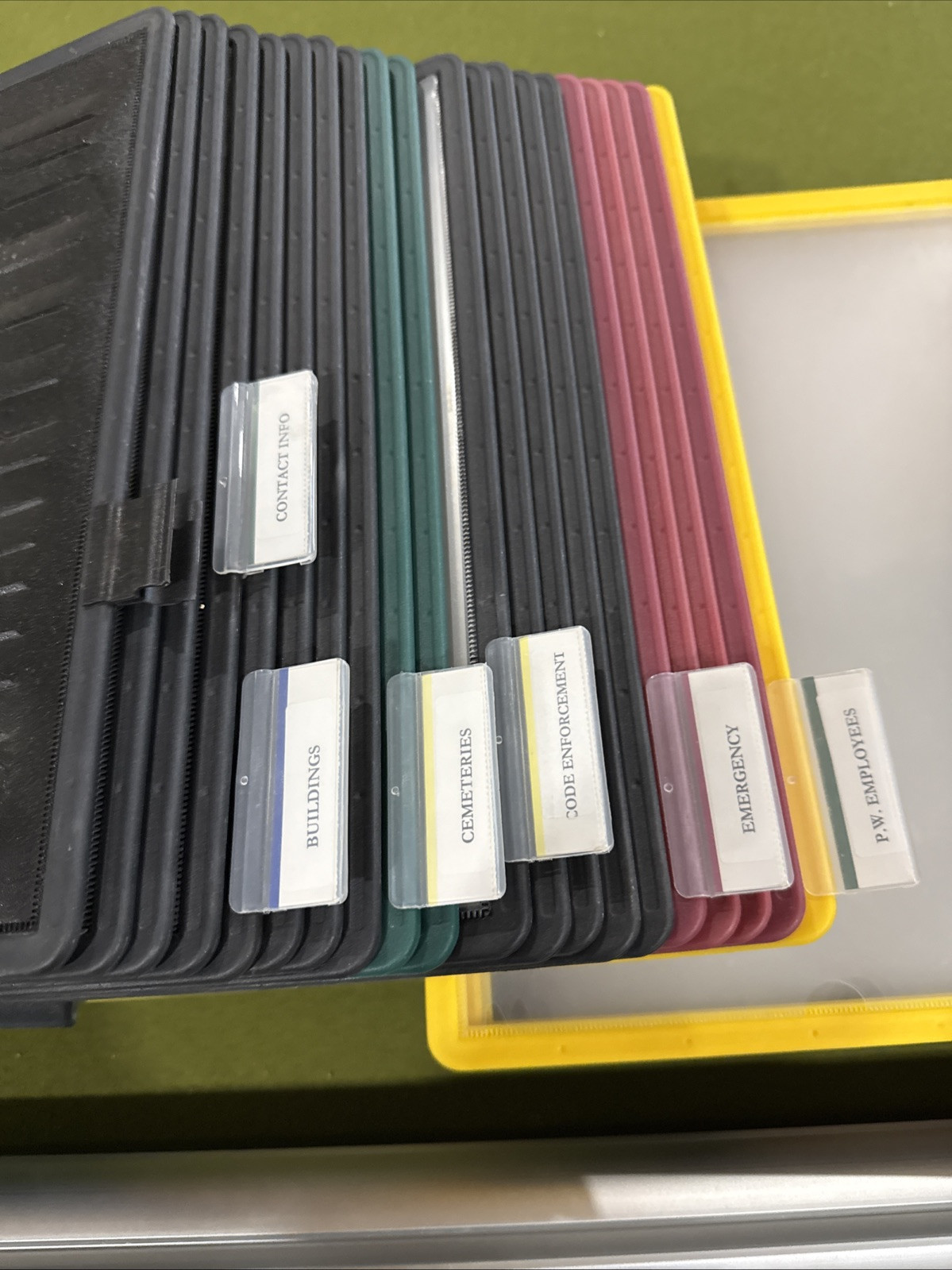 Access Flip File Swing Arm Table Mount 40 Sheet Holders