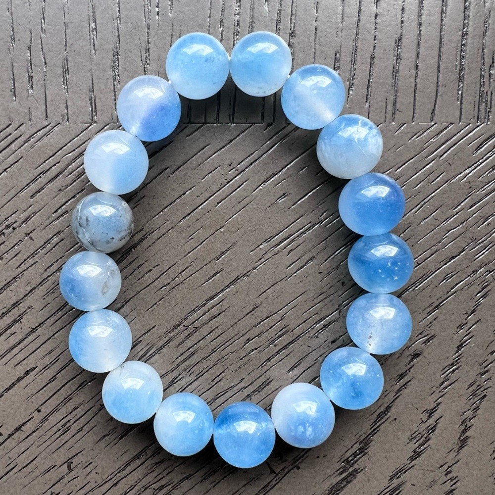Enhanced Blue chalcedony bracelet 12mm 6.5’