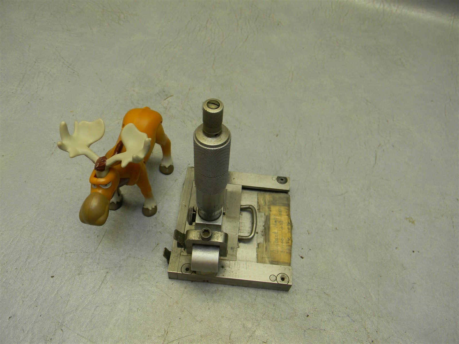 Mitutoyo .001" Depth Micrometer Gauge with stand