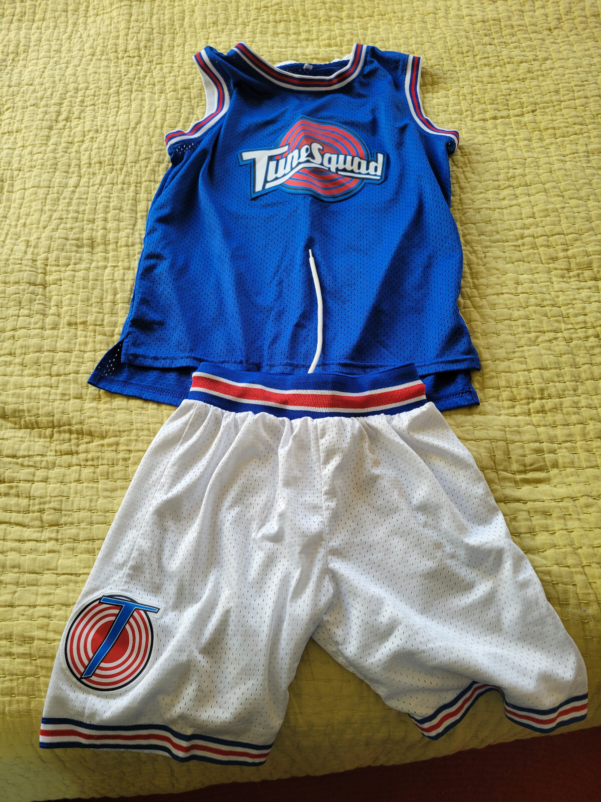 Tune squad michael jordan #23 blue stitched jersey and white shorts kid M