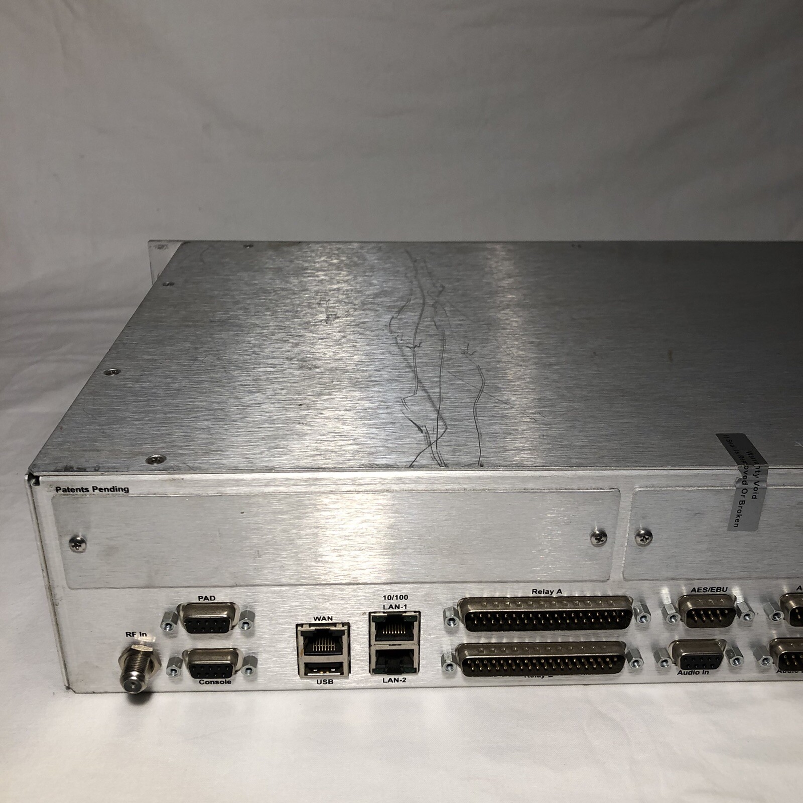 X-Digital Systems XDS-PRO4Q DVB Satellite Receiver Powers On (Untested)