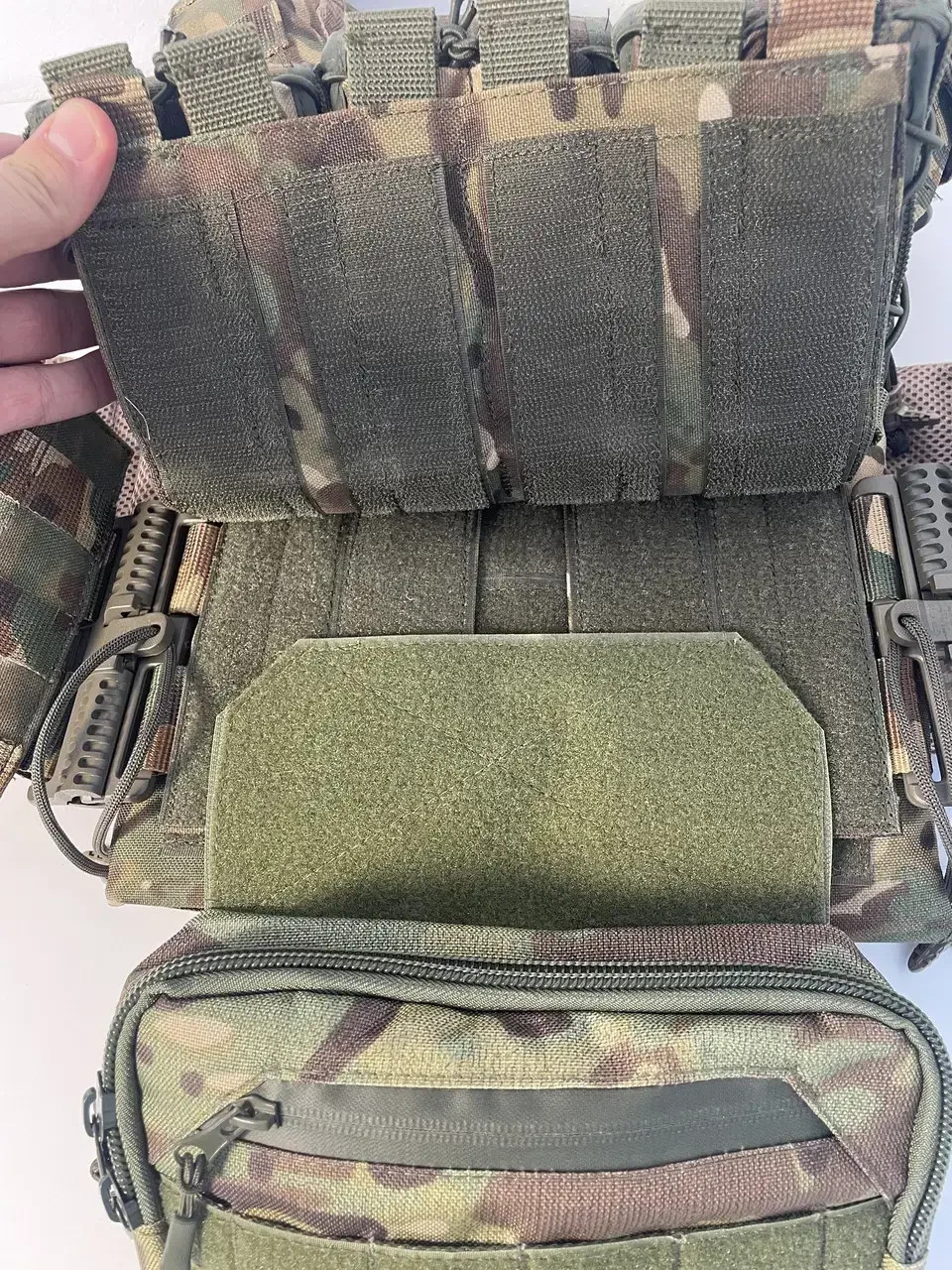 Multicam quick release plate carrier with pouches, tactical multicam camoufl💛💙