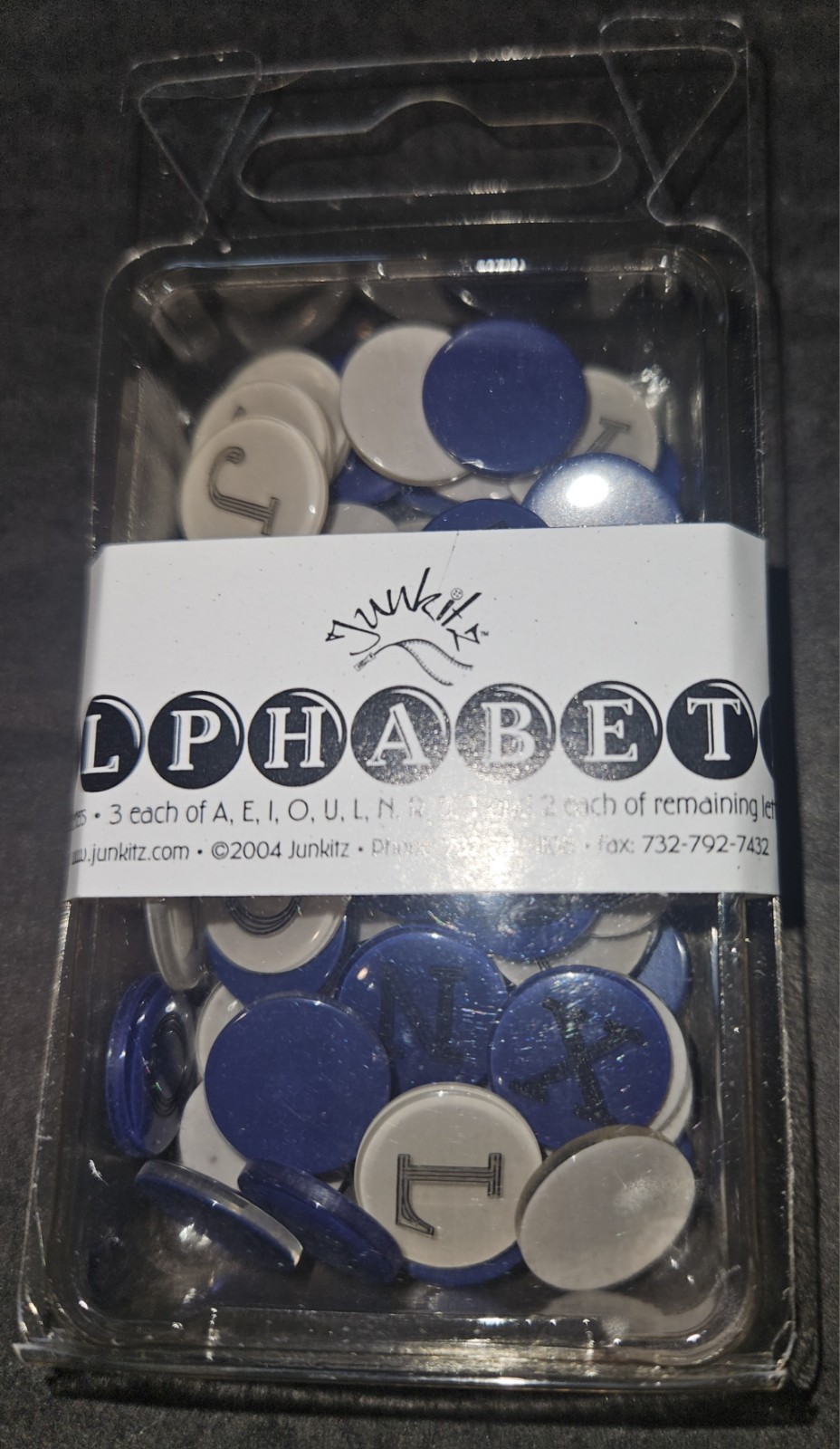 paper craft projects Junkitz collection DAD 62 Alphabet round tiles black & gray
