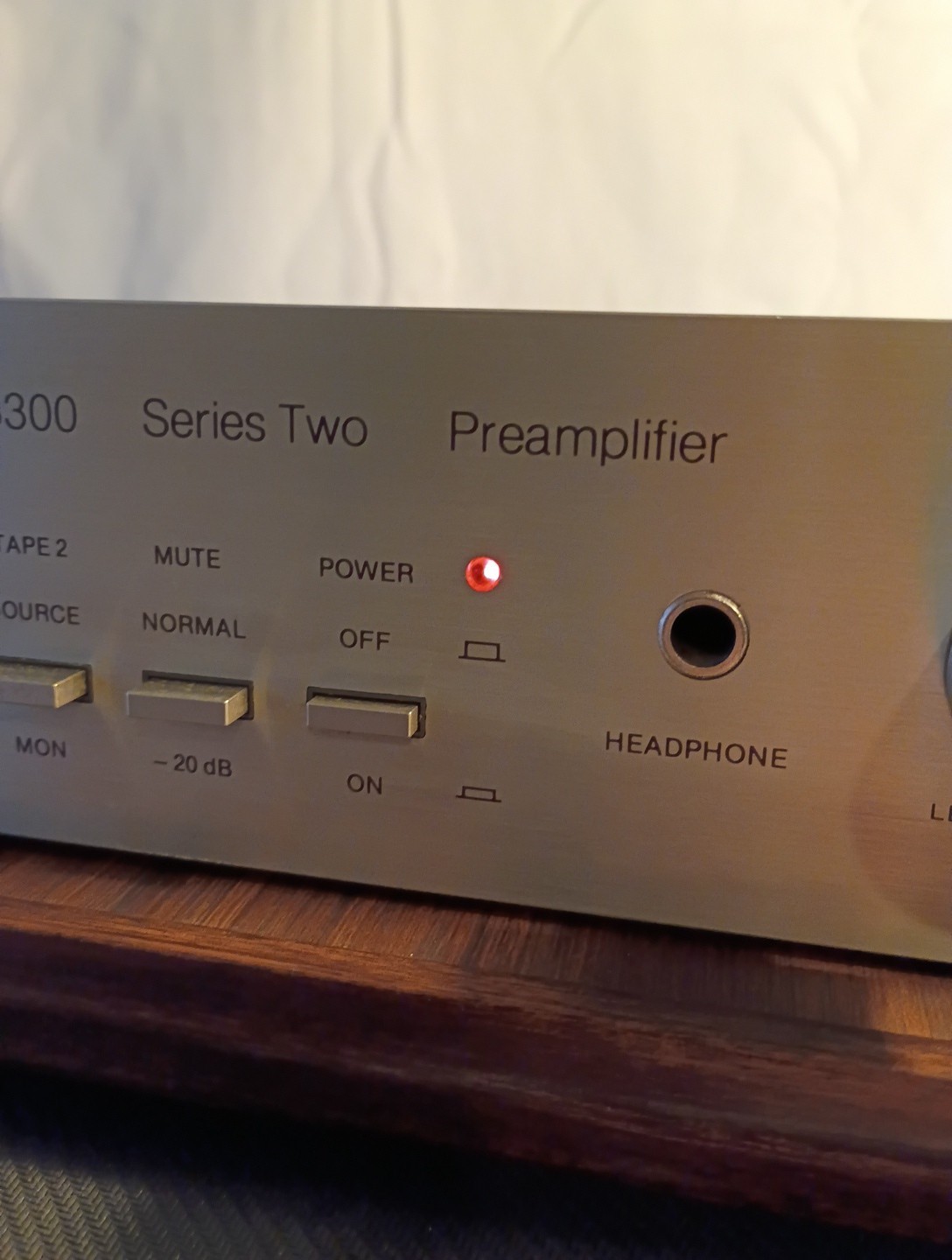 🔥PHASE LINEAR Model 3300 Series Two Preamplifier 80's w/Rack Handles Silverface