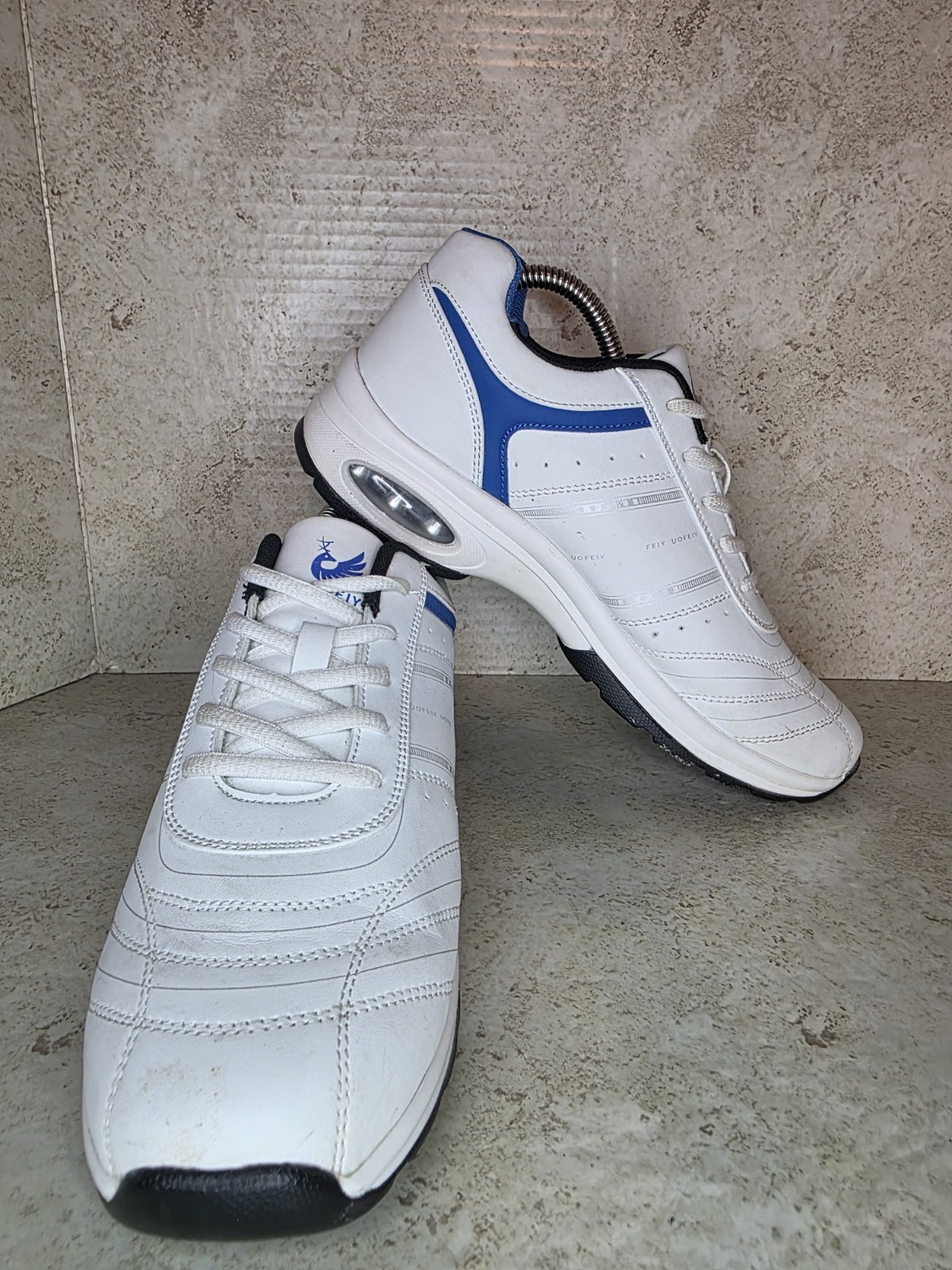UOFEIY Golf Shoes Men Sz EU 41 US 8 Casual Comfort Outdoors Sports Sneakers
