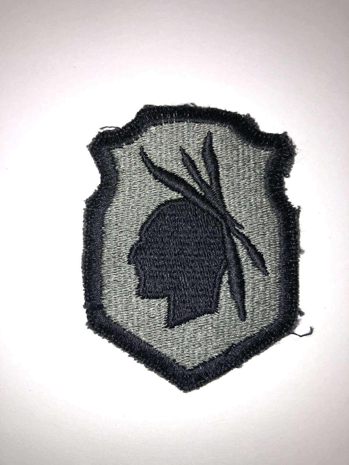 98th Division (Training) ACU U.S. Army Shoulder Patch Insignia