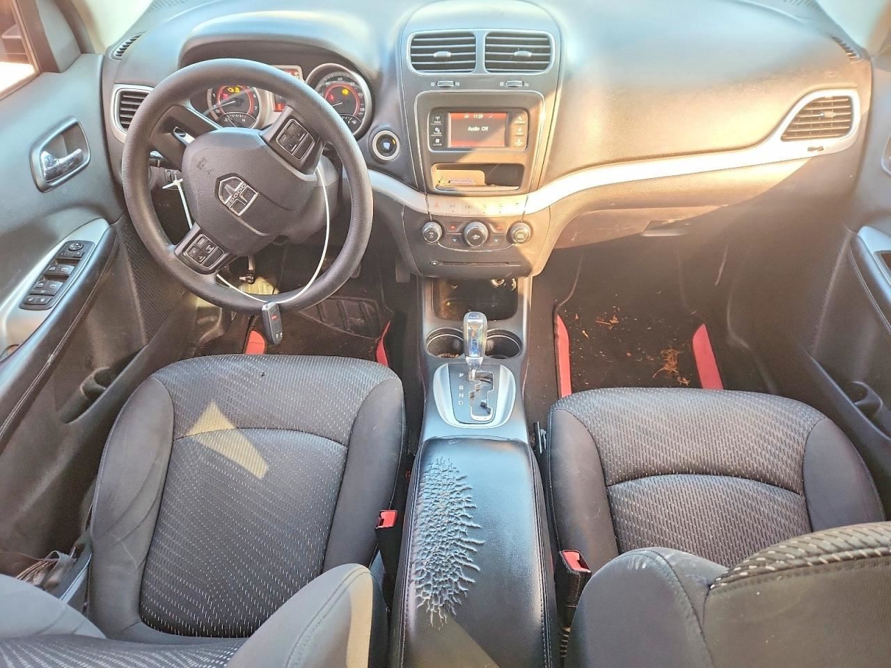 JOURNEY 2015 Glove Box 4984169