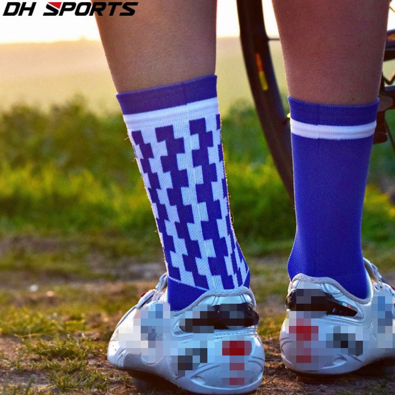 Pro Men Women Cycling Socks XC Road Riding Bicycle Breathable Sports Socks Blue