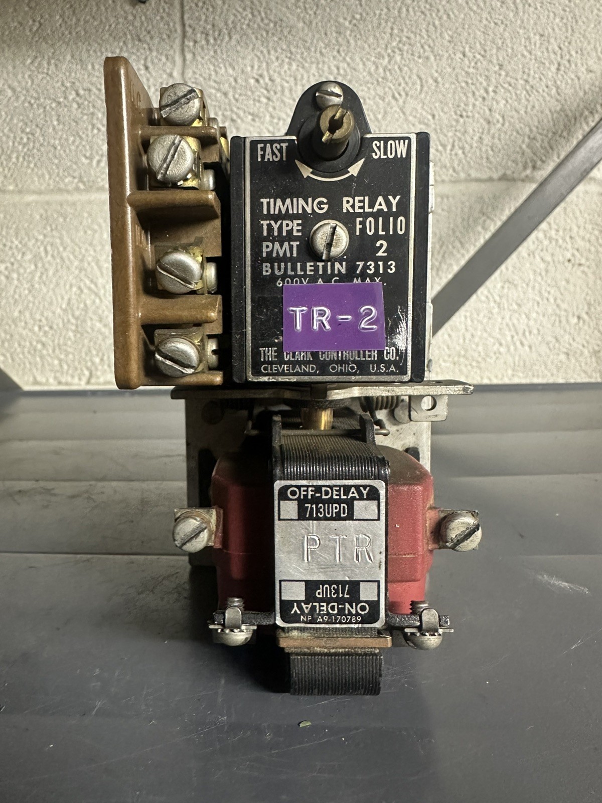 Joslyn Clark  713UP - 713UPD  Timing Relay  Bulletin 7313  Type PMT  600VAC Max