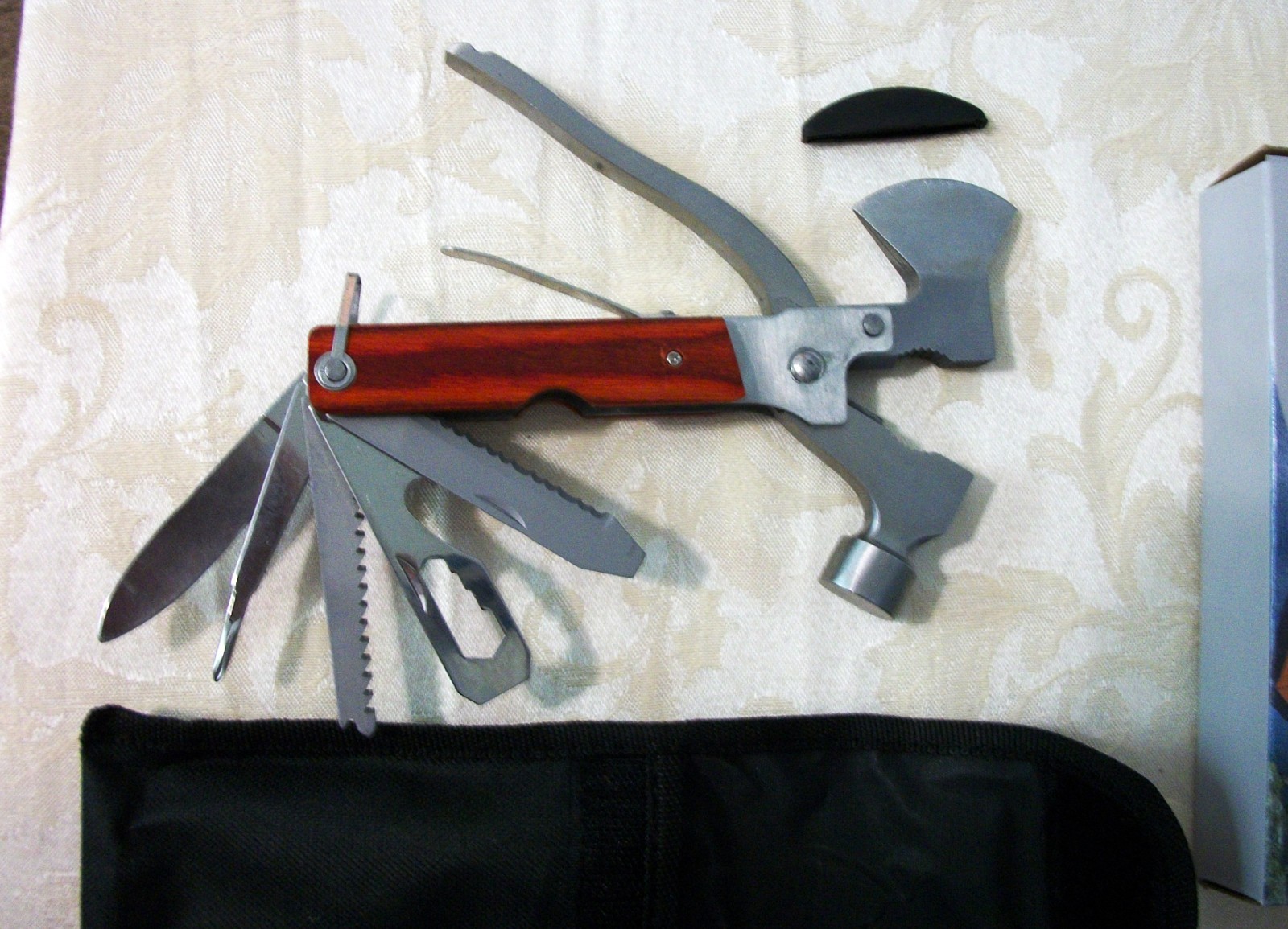 Rose Kuli 7'' Portable 18-1 Multitool with Case, NEW