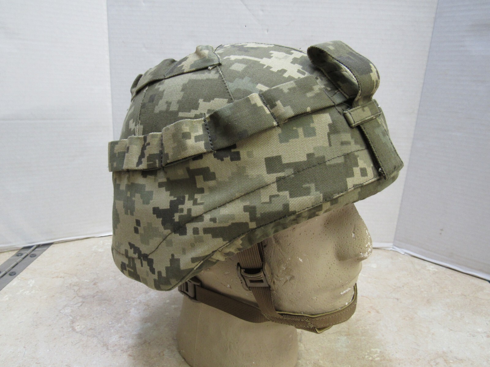 Avon Combat Helmet F90 Size Large 2021 Mfg W/ Ukranian 14mm Camo Cover Made USA