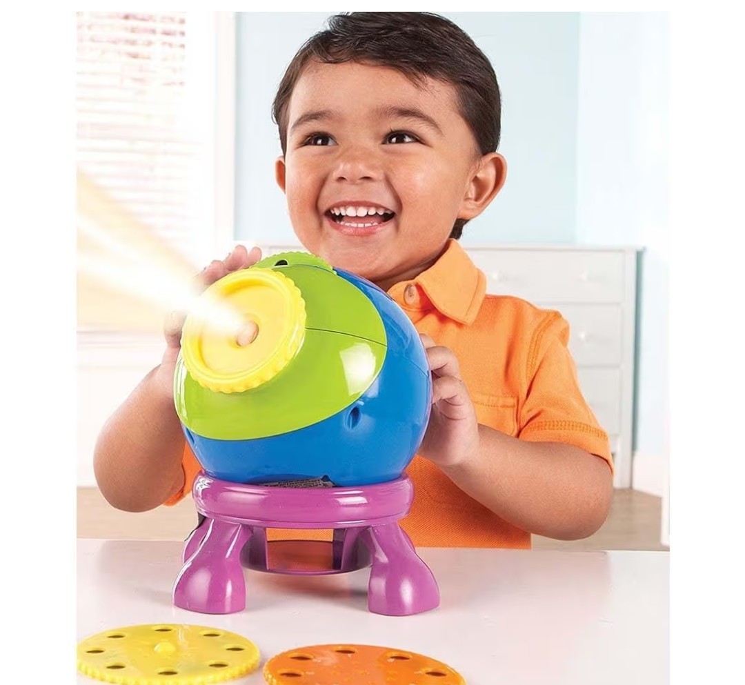 Learning Resources Shining Stars Projector - Space and Planets Exploration...