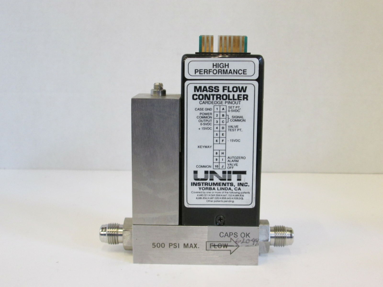 Unit UFC-1400A Mass Flow Controller, H2, 10 SLM