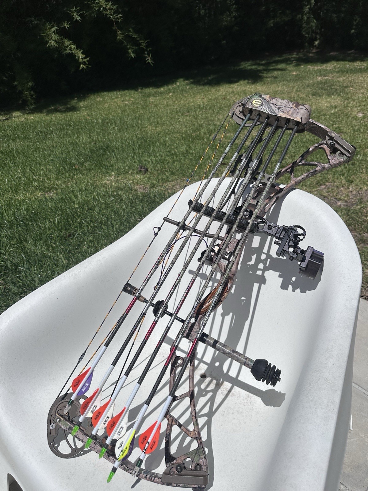 Elite Synergy Bow 30.5” 70#