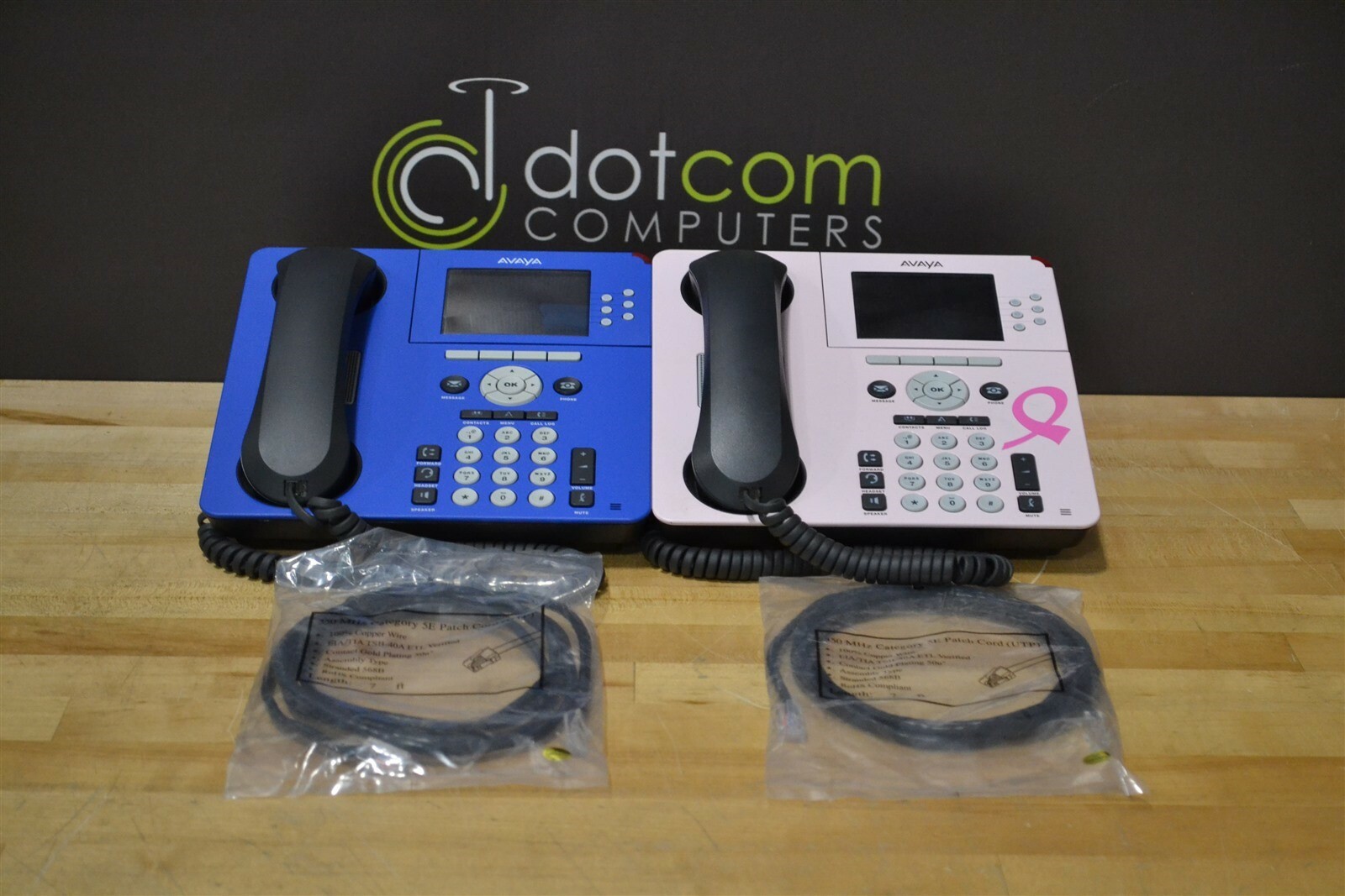 Lot of 2 Avaya 9640 IP POE VoIP Digital Display Telephone 700383920 Blue/Pink