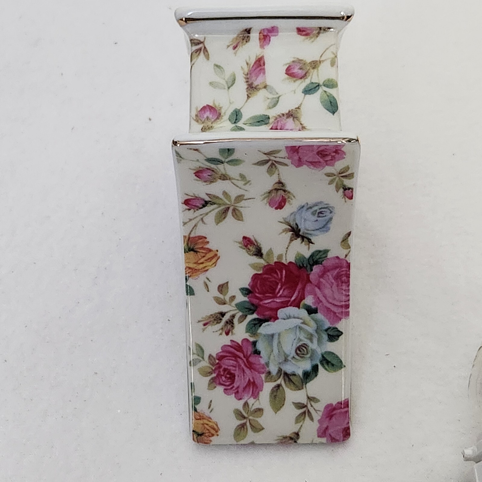 Ceramic Pink Chintz Roses White Birdhouse Electric Nightlight Victorian Chic
