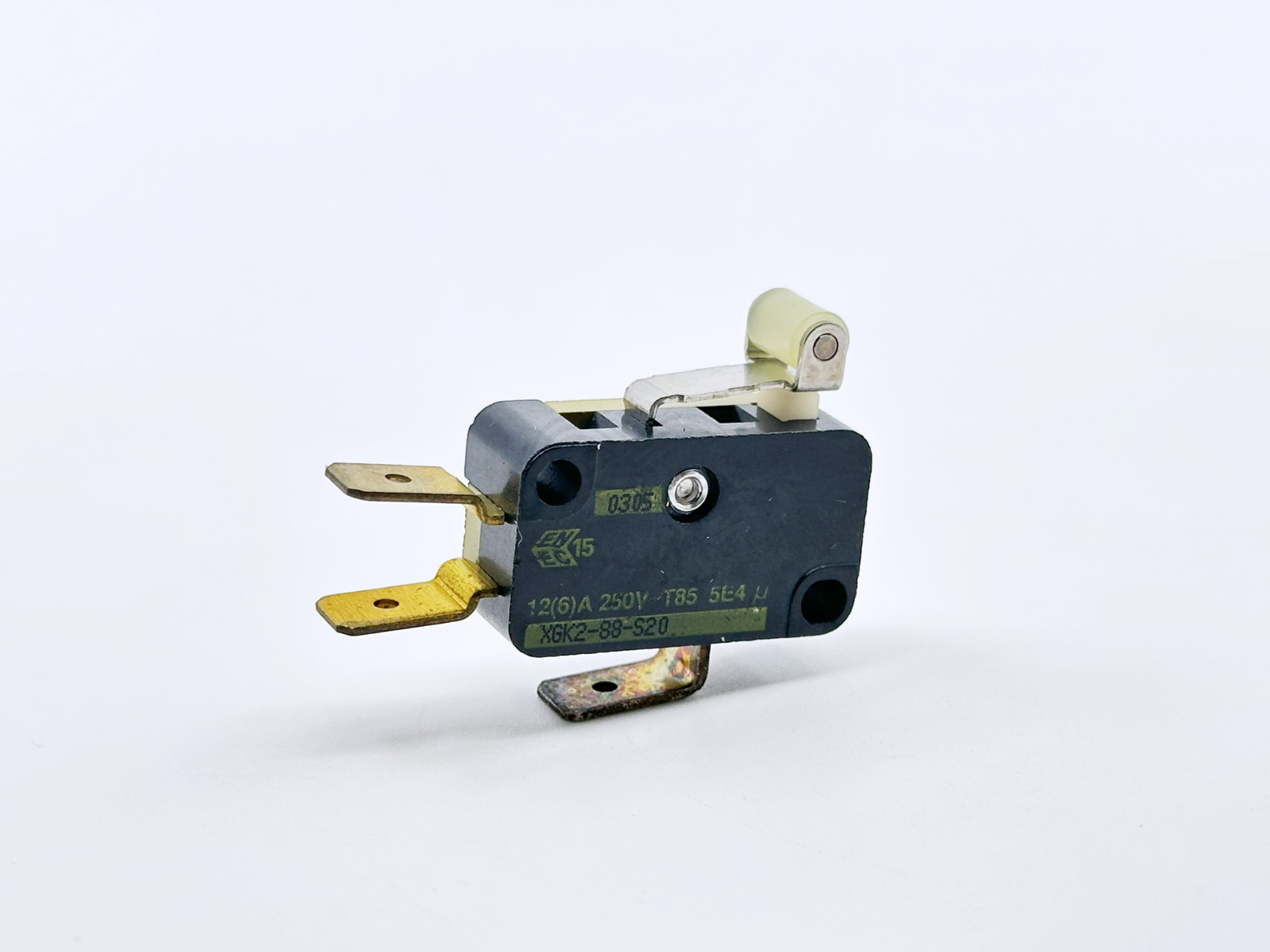 3PCS XGK2-88-S20 SAIA Snap Micro Switch Roller Lever NO/NC SPDT 12A 250VAC