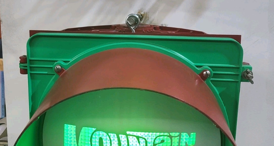 MOUNTIAN DEW MANCAVE LIGHT