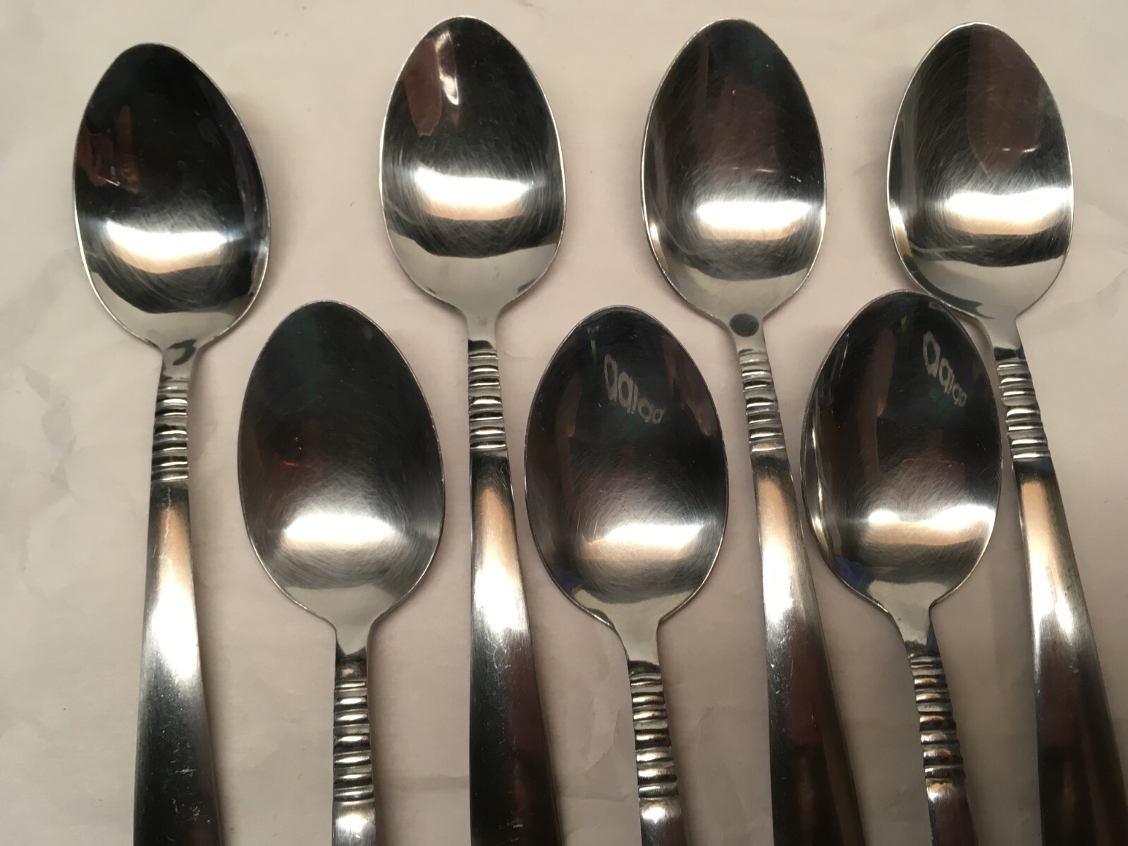 39pc International Stainless Flatware Ribbed Neck Vertical Lines China