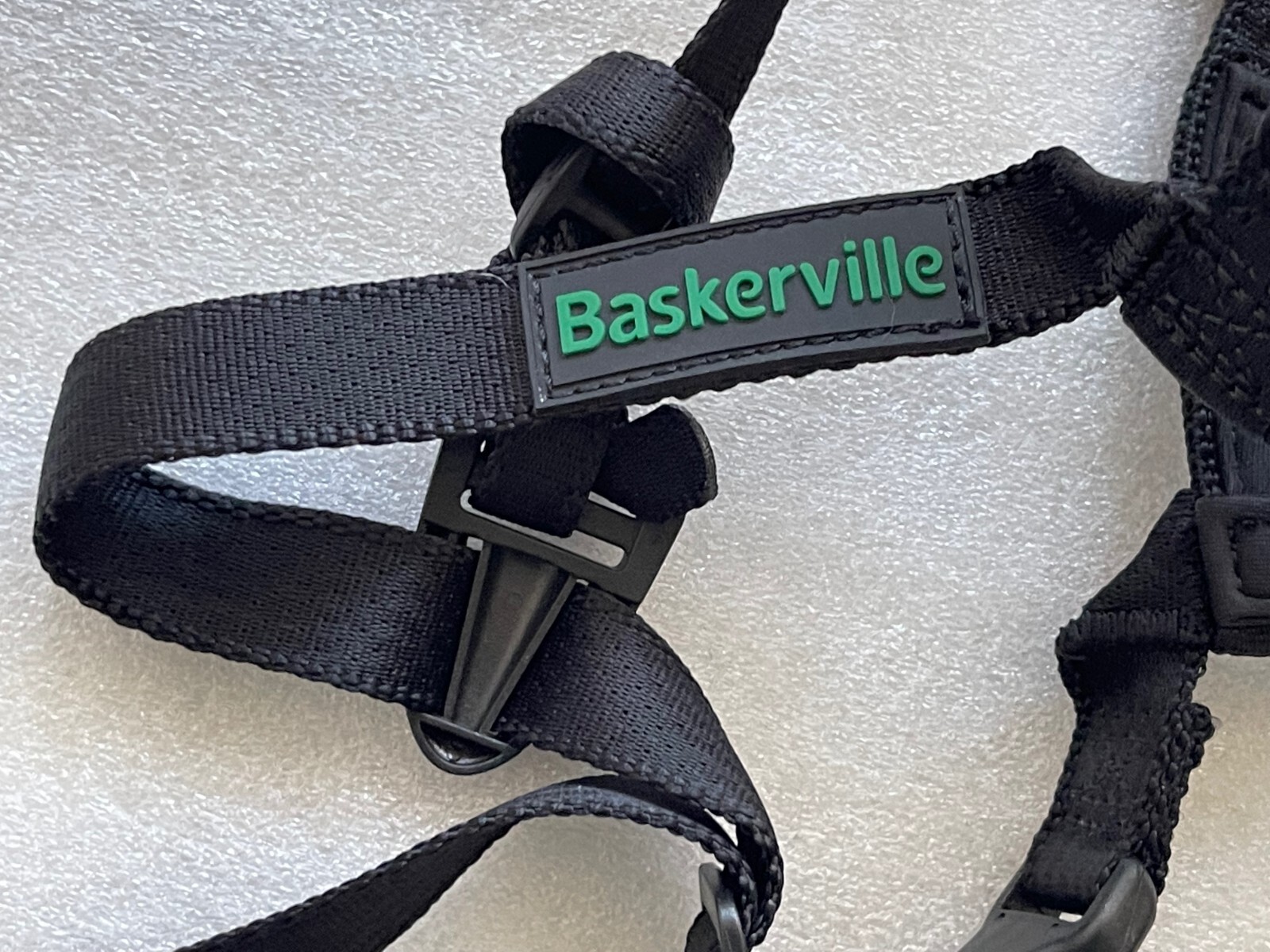 BASKERVILLE, SIZE 6 ULTRA DOG MUZZLE, NWOT, NEW USED