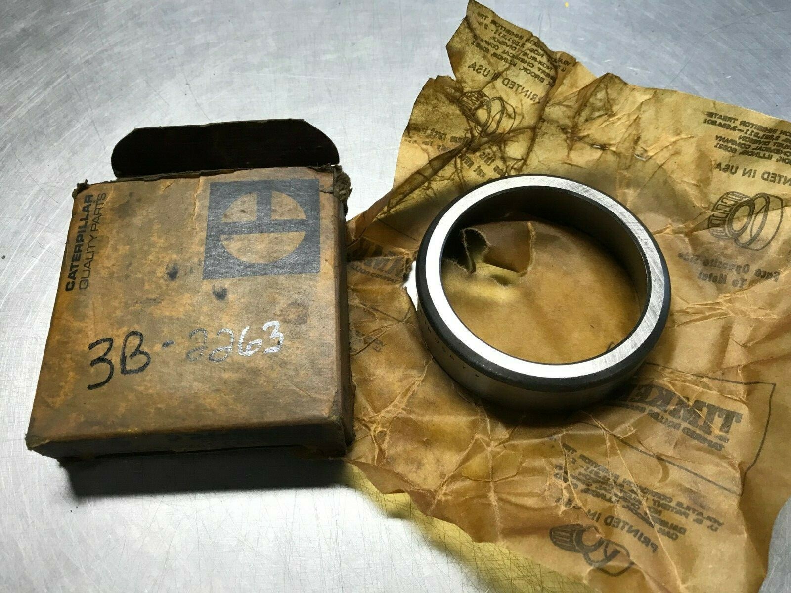 3B2263  GENUINE  CAT   BEARING CUP  Caterpillar  3B-2263