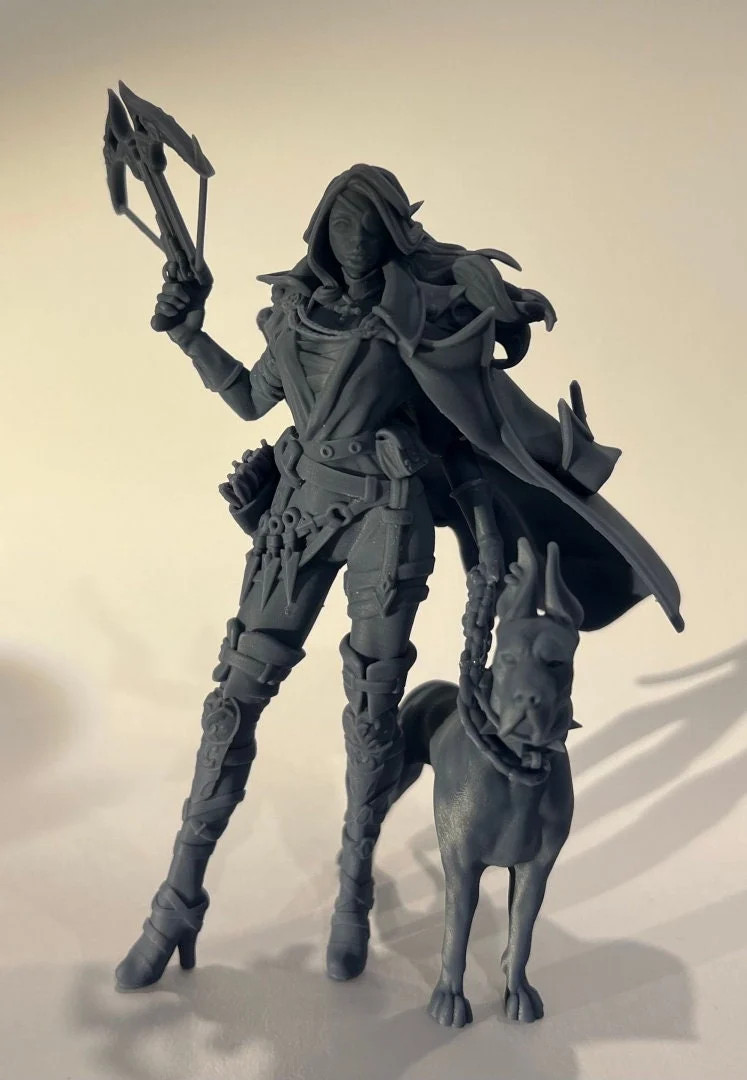 Female Witch Hunter - Resin Tabletop Miniature