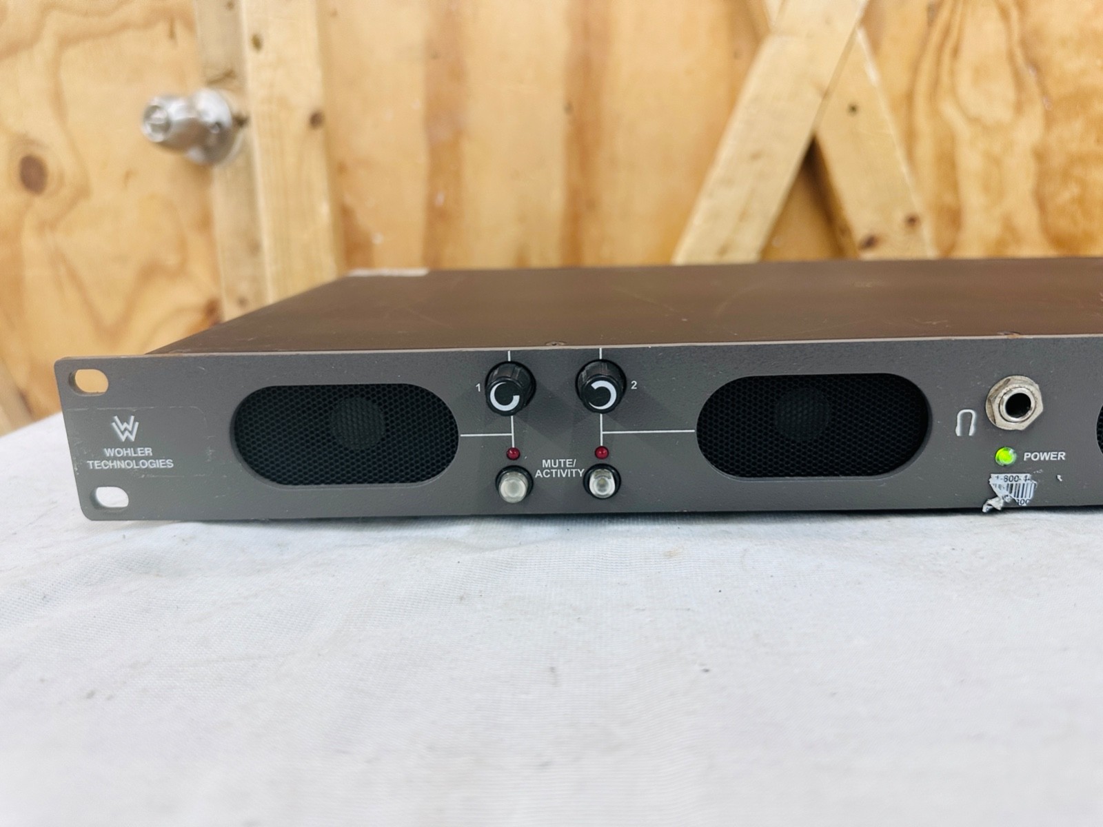 Wohler Technologies VMQ-4 Analog Audio Monitor Panel - Tested & Working - ONE