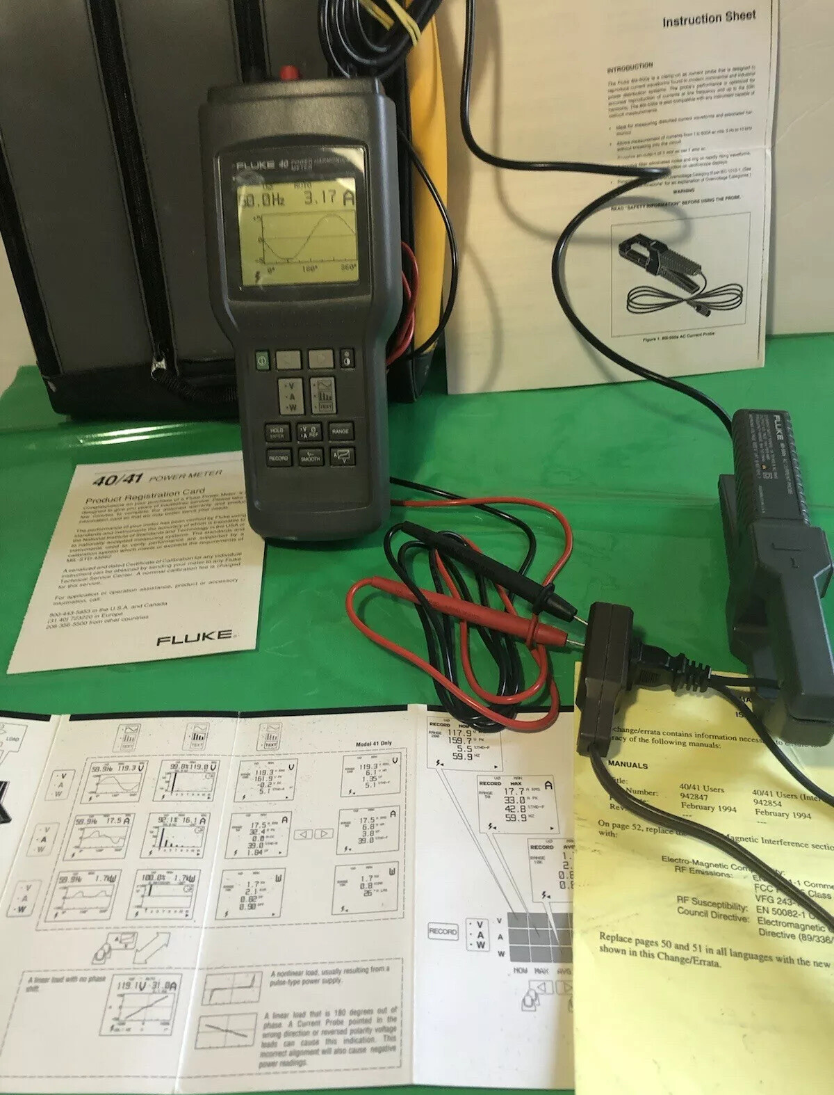 Fluke 40 HandHeld Power Harmonics Analyzer With Case,Probes,Clamp,Used-Excellent