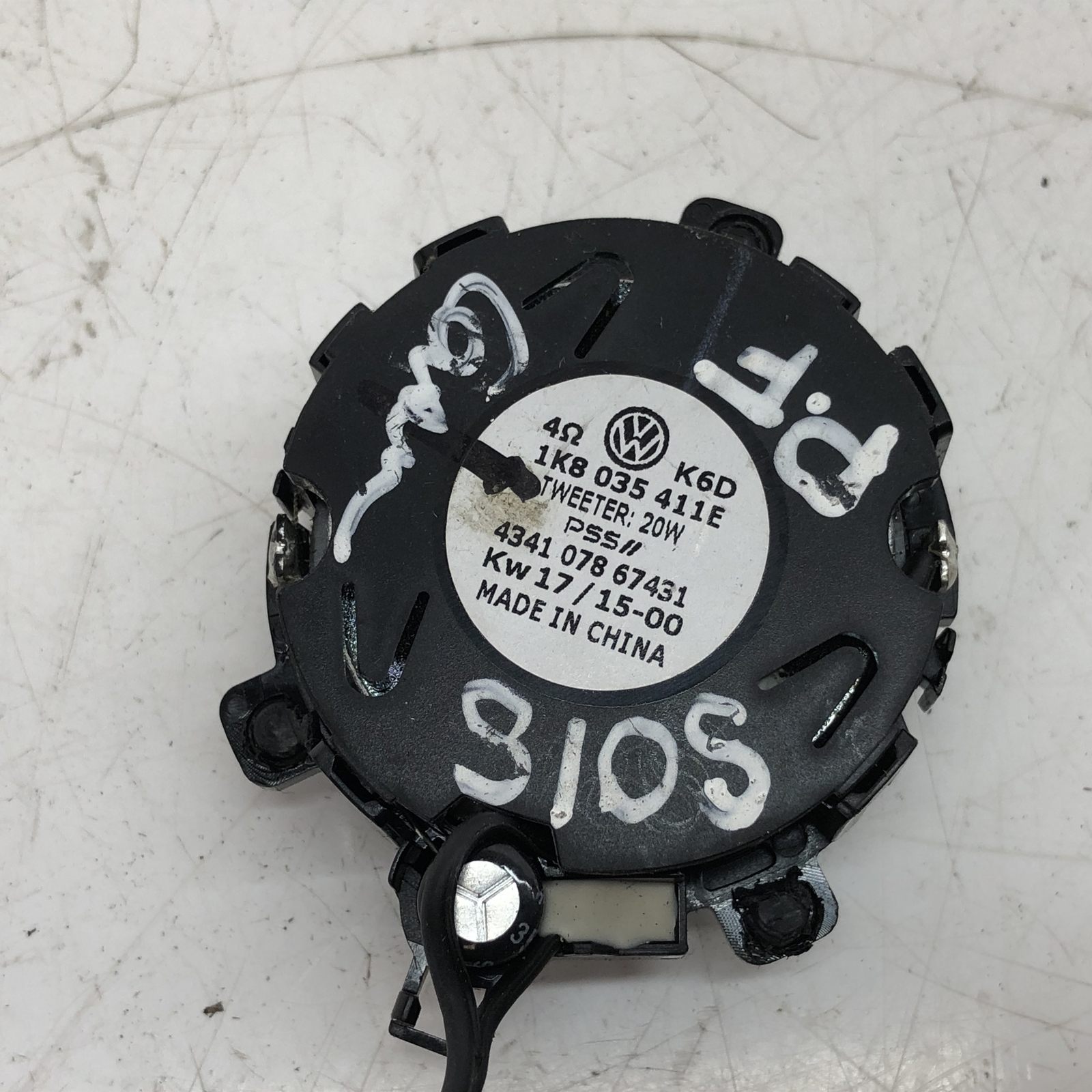 Volkswagen Scirocco 2016 Tweeter Front Passenger 1K8035411E