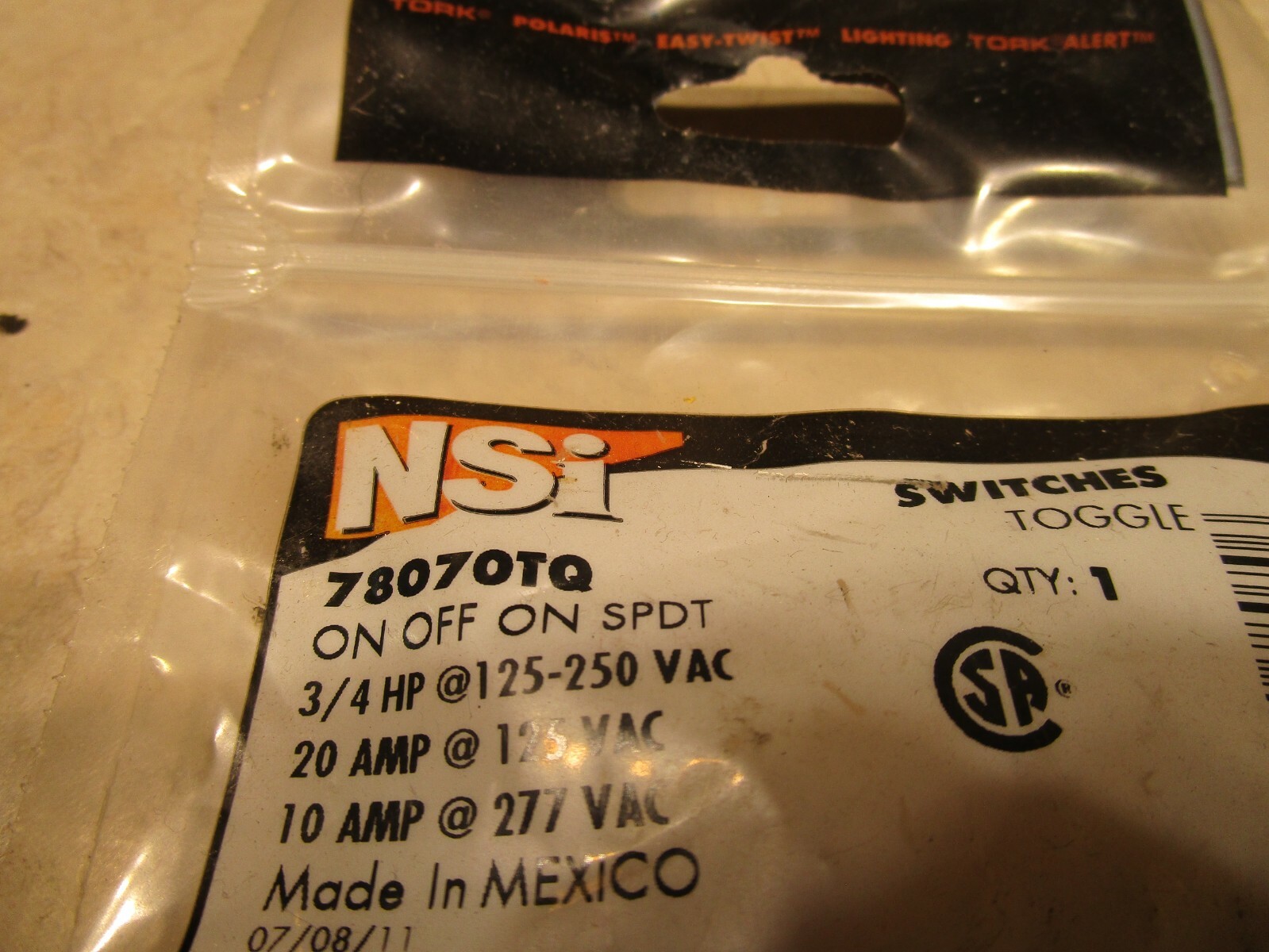 NSI TOGGLE SWITCH 78070TQ ON/OFF/ON, E0300
