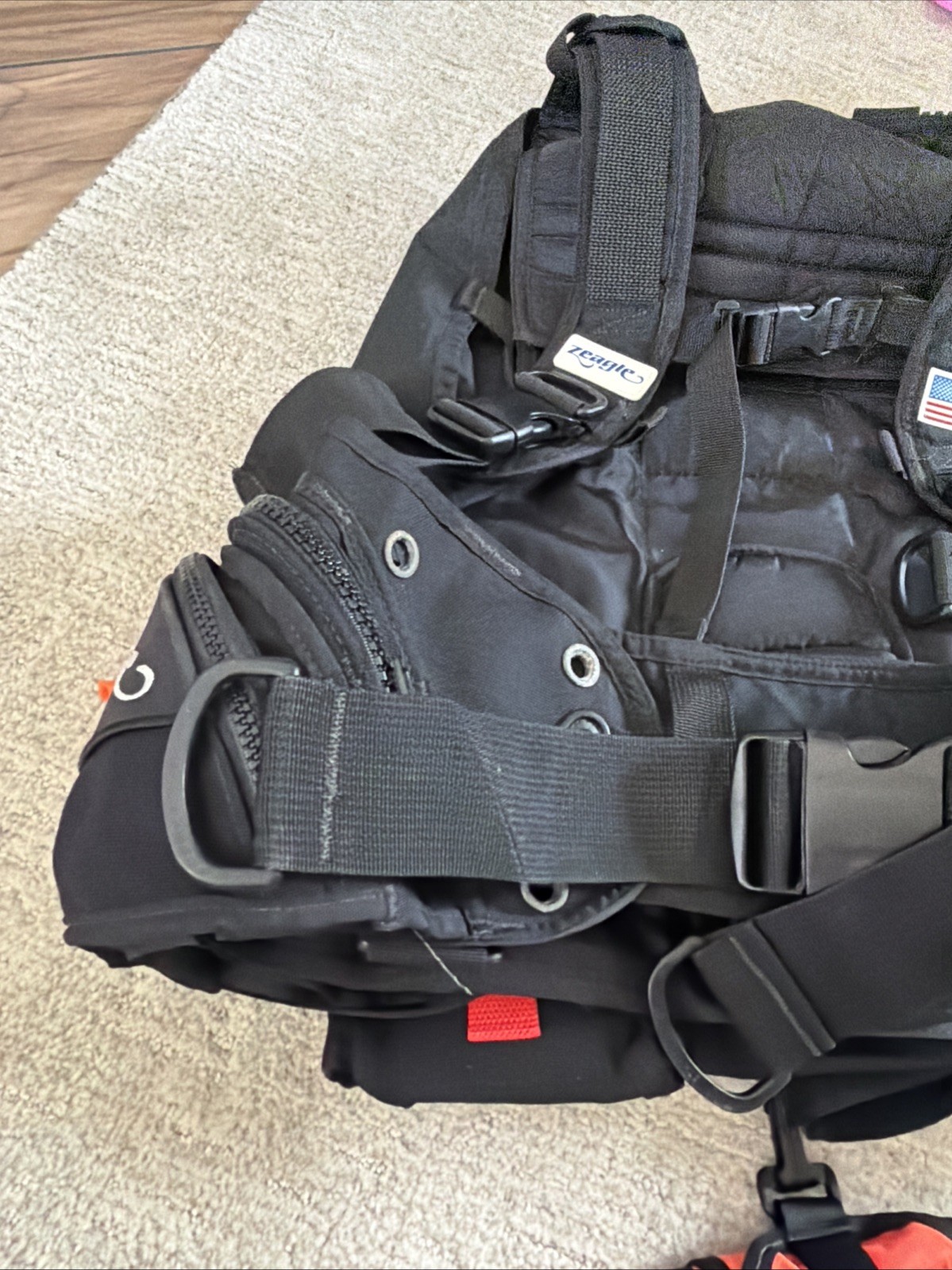 Zeagle Escape Large Diving BCD Buoyancy Vest w/ Attachments