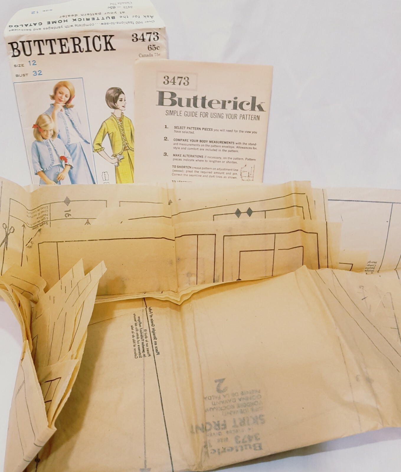 Jacket Skirt Blouse Pattern Misses Size 12 Butterick 3473 VTG UnCut Bust 32"