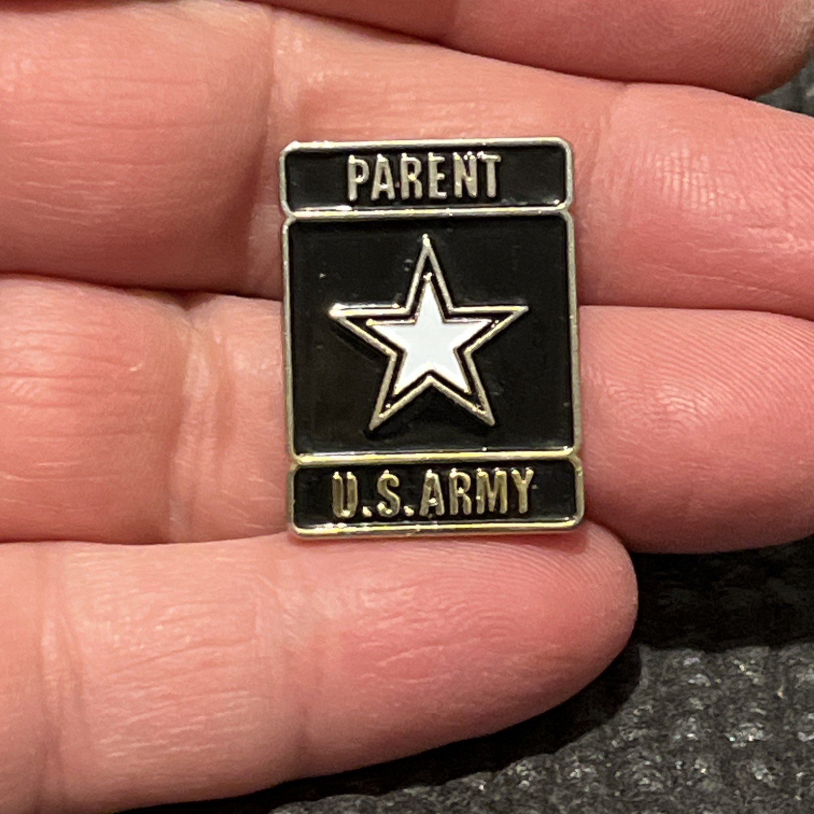 US Army Parent lapel pin 5942