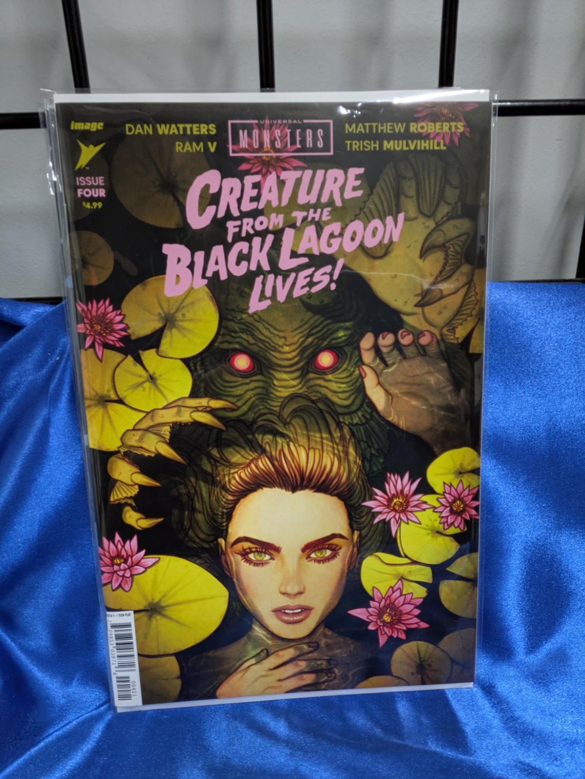 Universal Monsters Creature From The Black Lagoon Lives! #4 (Of 4) Cover B Jenny