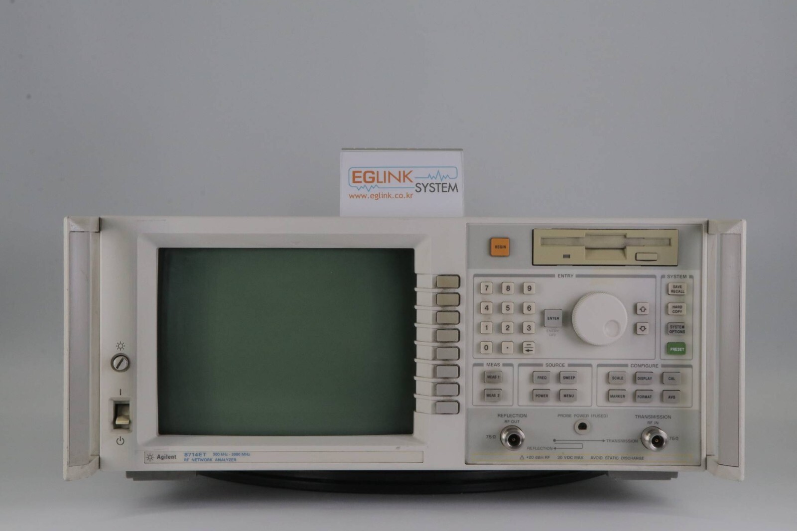 Agilent 8714ET Network Analyzer 300KHz to 3GHz opt 1E1(Attenuator)/ 1EC(75 Ohm