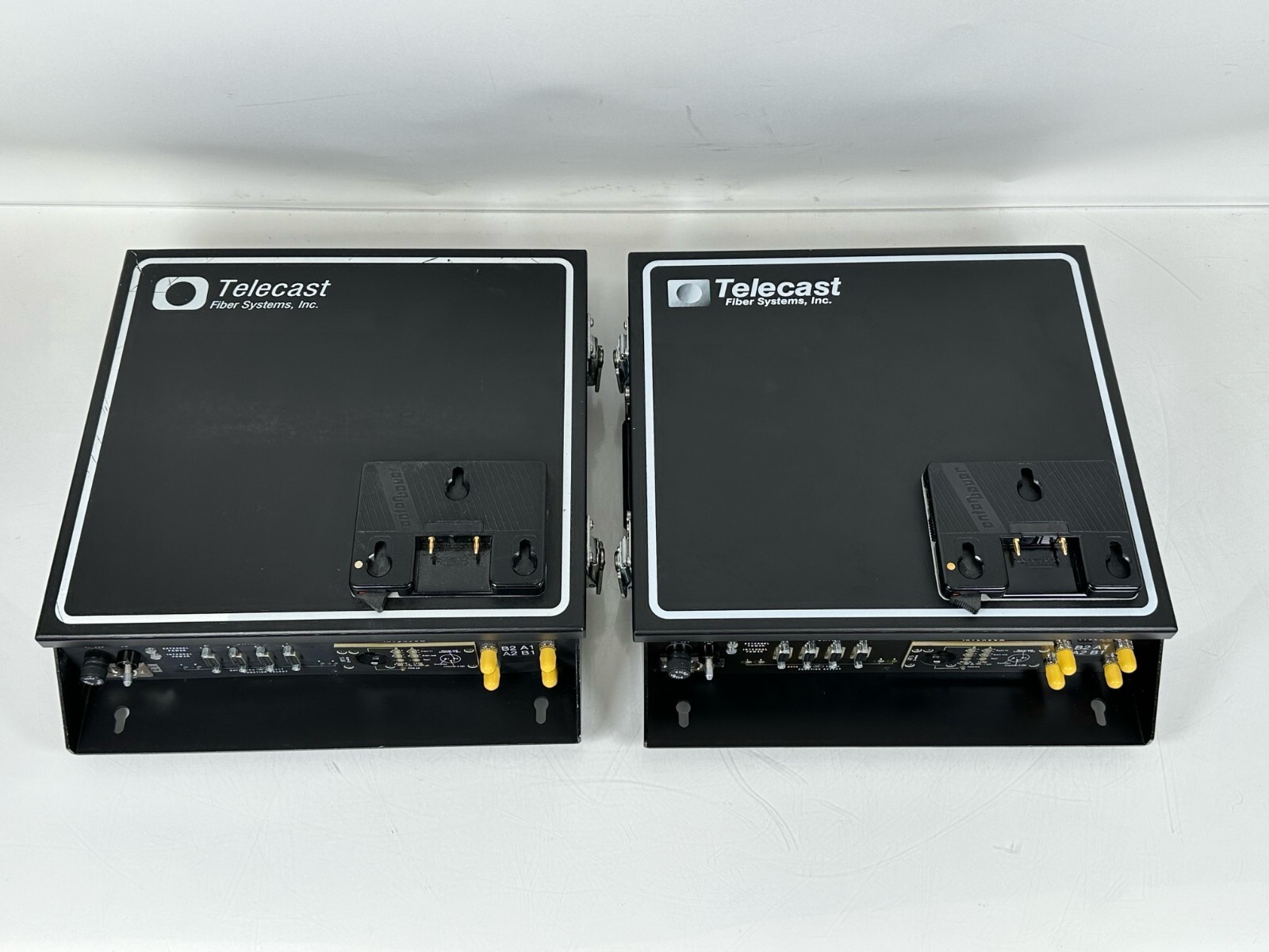 TELECAST VIPER 1 HD/SD-SDI FIBER OPTIC SYSTEM FOR TV PRODUCTION AND DISTRIBUTION
