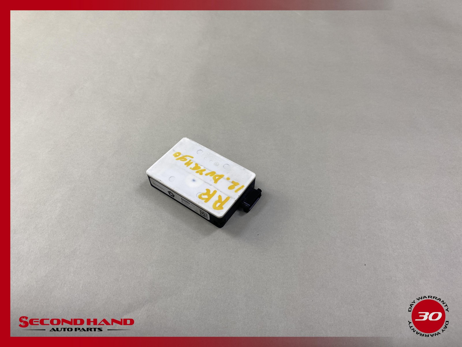 2011-2013 CHRYSLER DODGE JEEP BLIND SPOT DETECTION RADAR SENSOR 56038942AA OEM