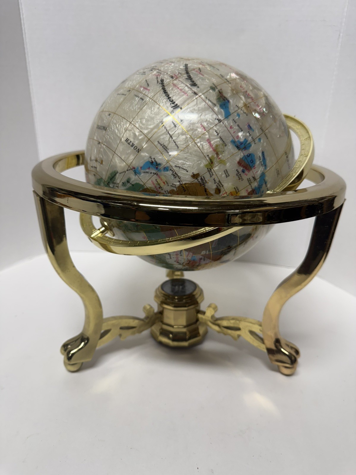 World Globe- Decorative Desktop Globe Gold Frame with Compass