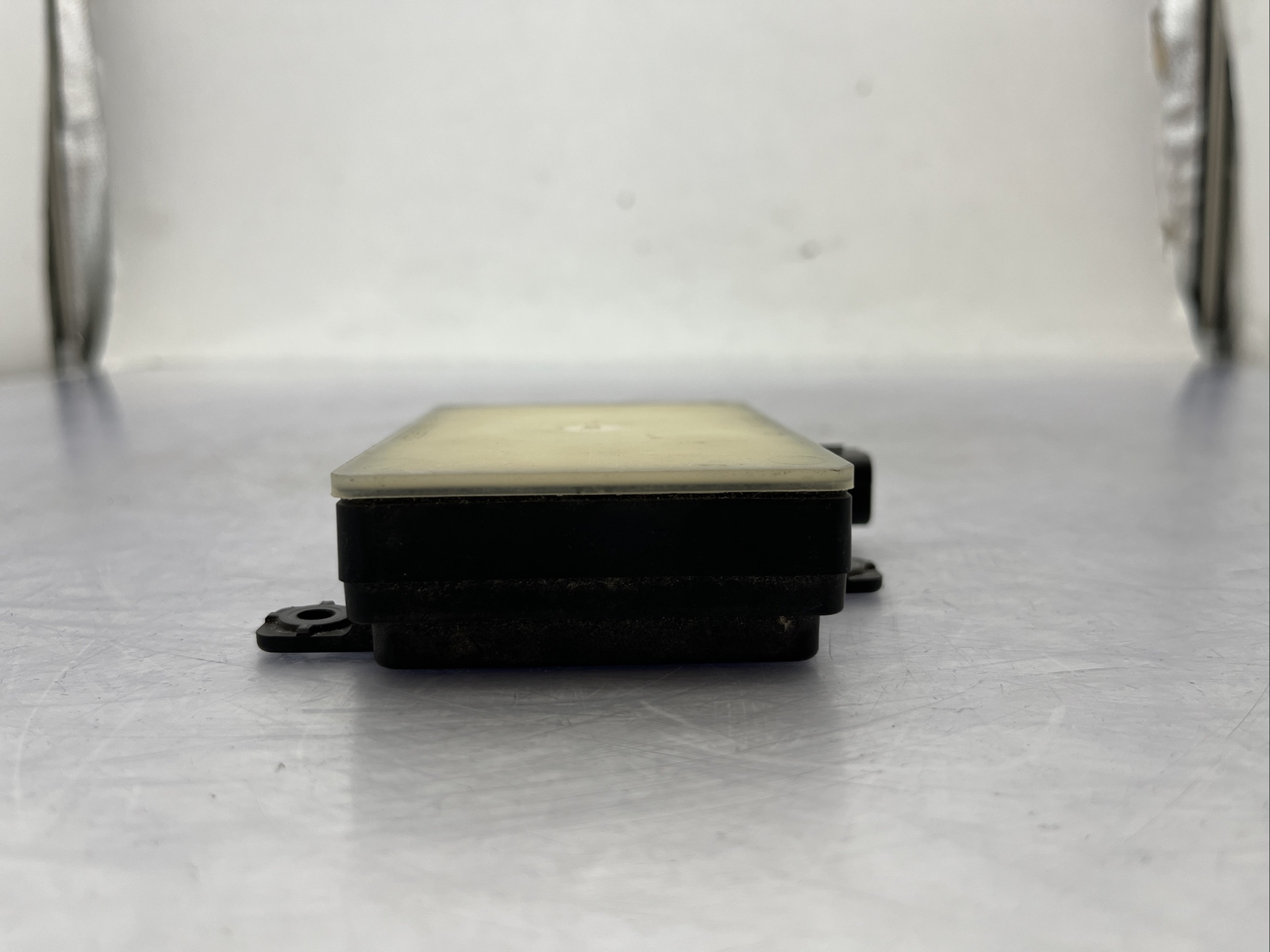 2016-2020 Hyundai Tucson Blind Spot Radar Module Radar Sensor Ballast