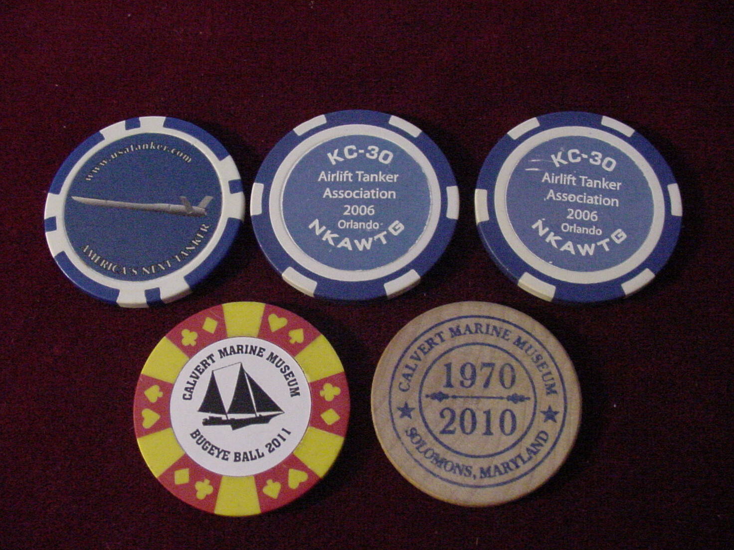 LOT OF 5 POKER CHIP USAF Advanced Tanker NKAWTG ,KC-30, CALVERT MARINE MUSUEM