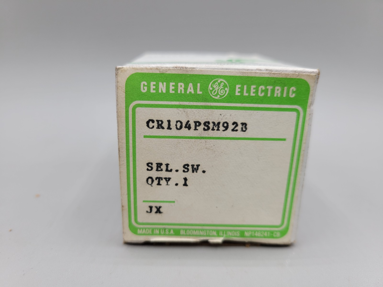 NEW GE CR104PSM92B Lever Operated Selector Switch Black & Chrome