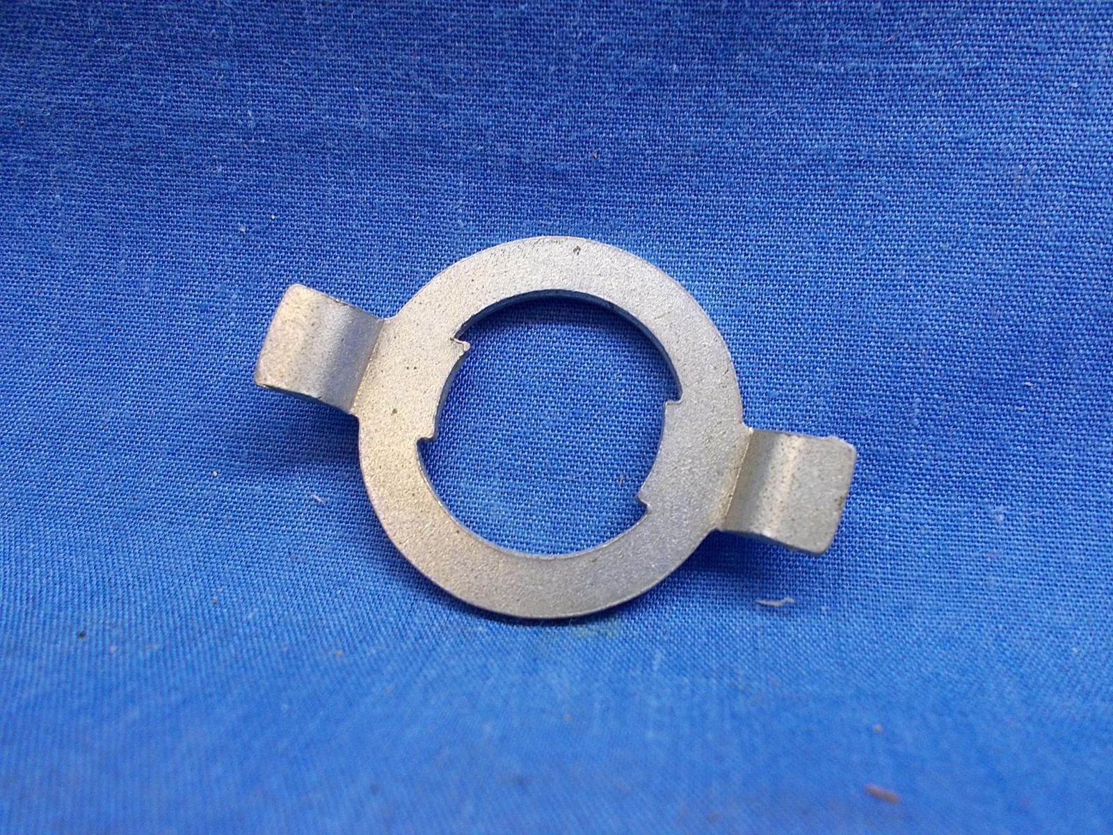 Kawasaki 41064-002. OEM Speedometer Receiver Gear. Fits Multiple Applications.
