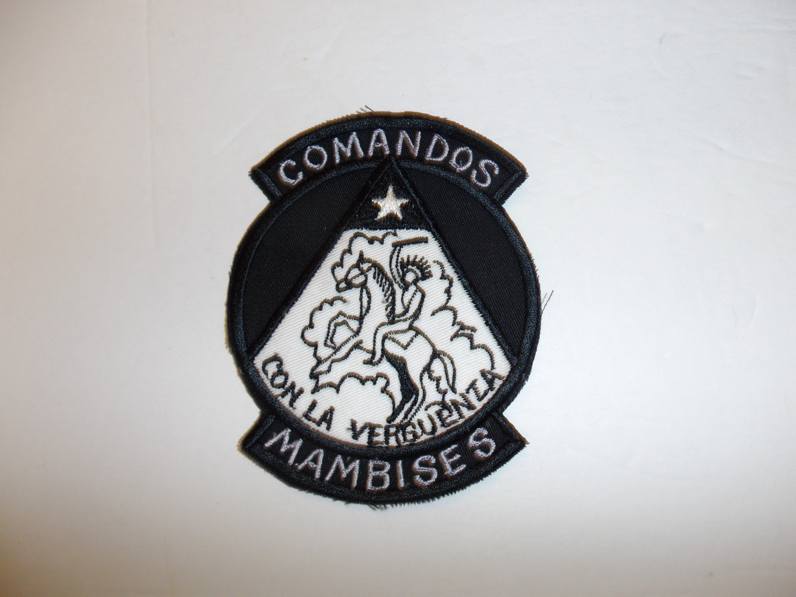 b0020   Cuban Comandos Mambises patch Cuba Con La Verguenza R17E