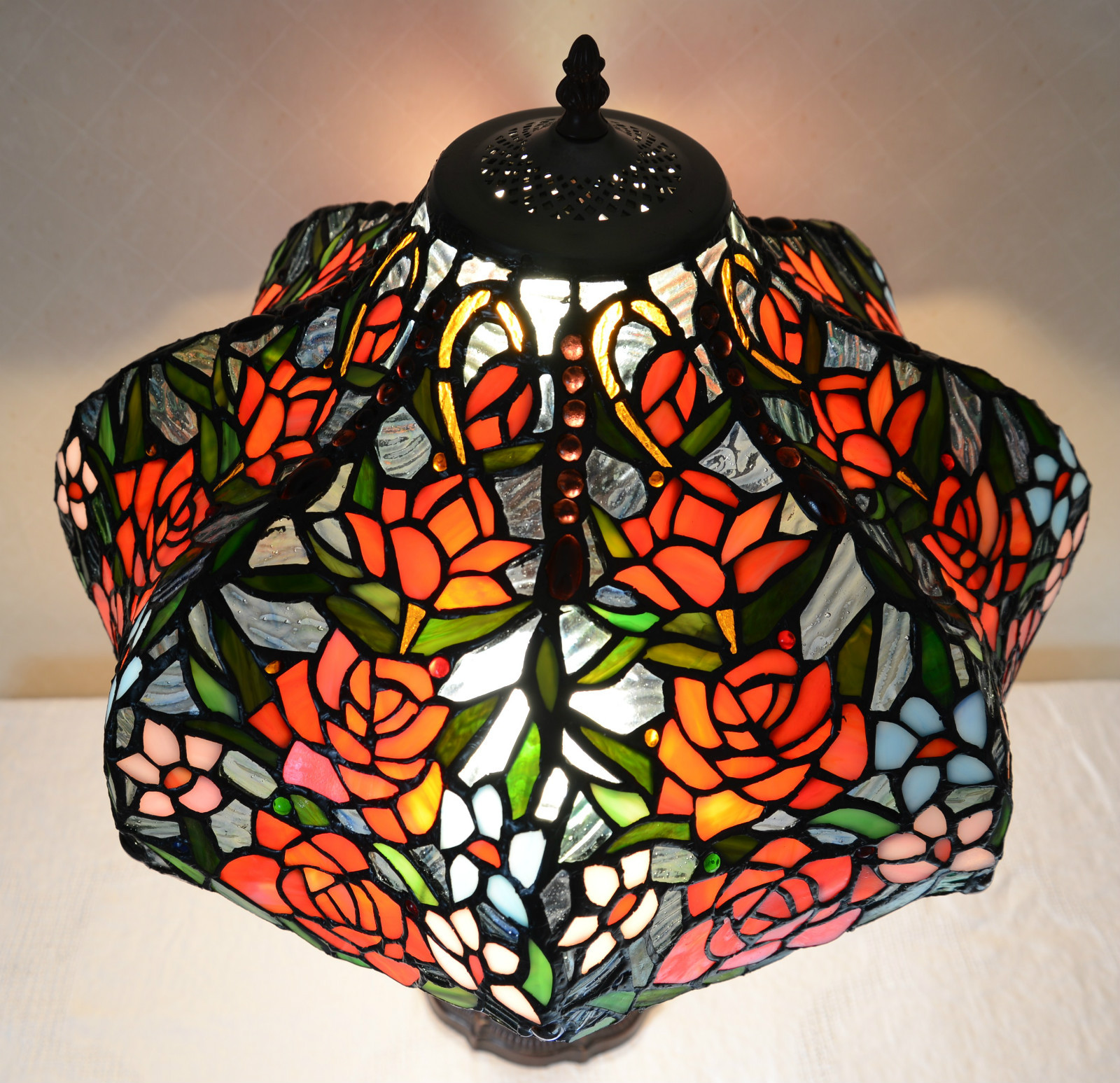 18"W Rose Flower Jeweled Stained Glass Handcrafted Table Desk Lamp, Zinc Base