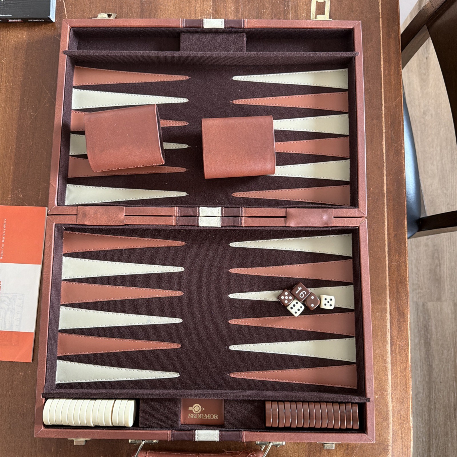 Beautiful Skor-Mor Tournament Backgammon Set 20” X 15” Open See Pics