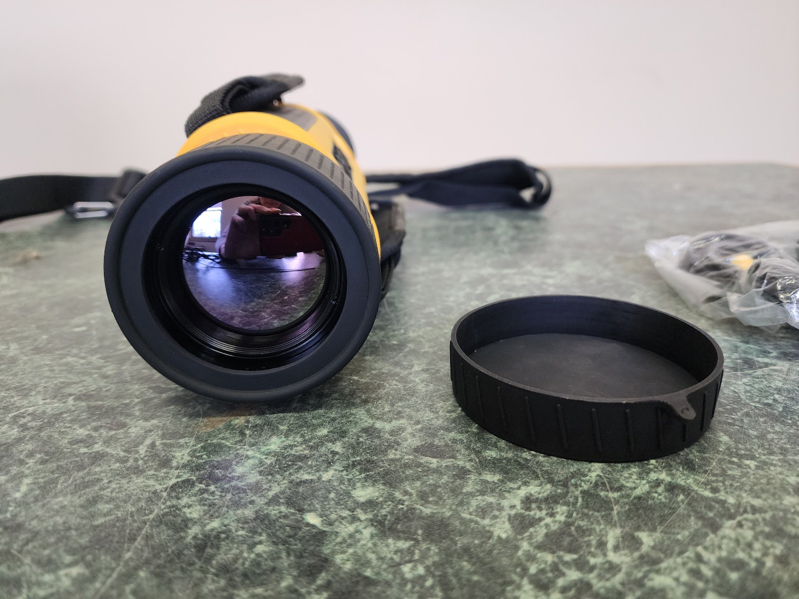 FLIR Systems HM-Series HM-324 Hand Held Maritime Thermal Camera w/ Extras