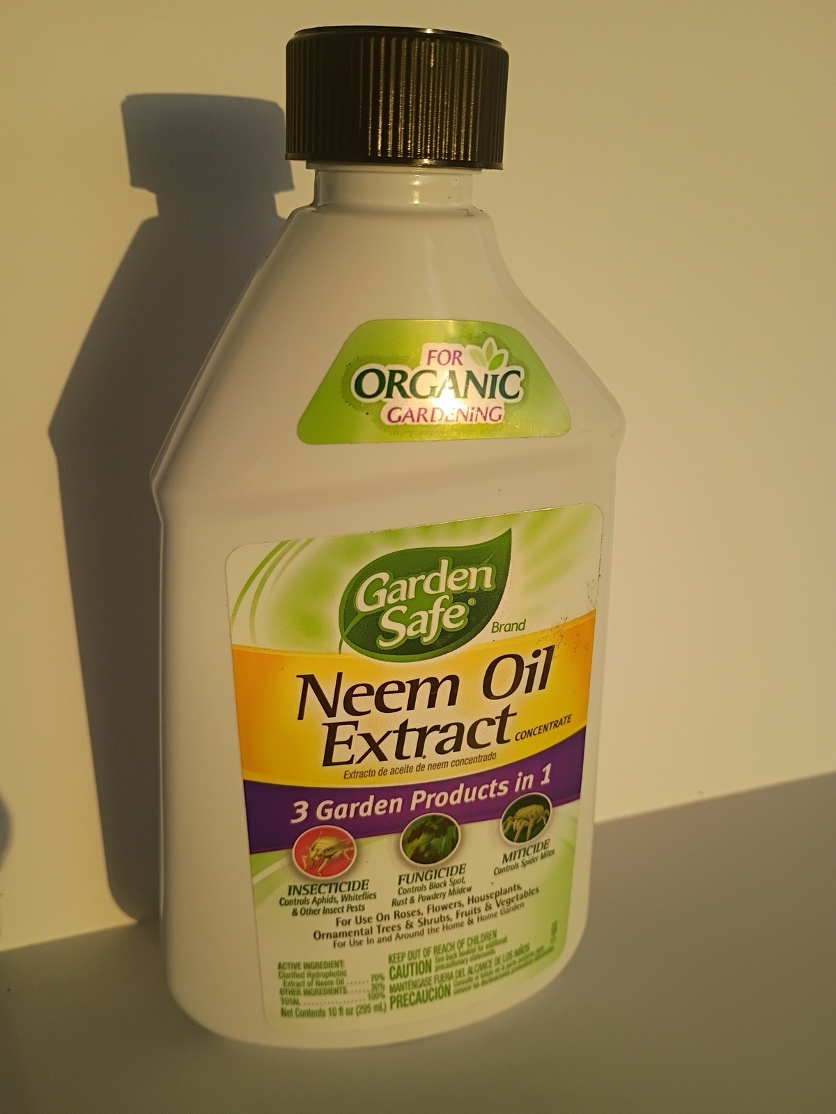Garden Safe Neem Oil Extract Concentrate 10 fl oz 3 Garden Products In 1