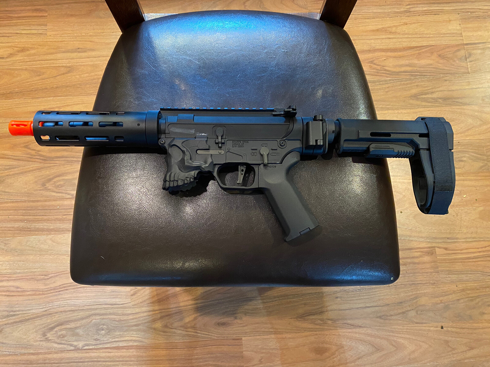 airsoft gun