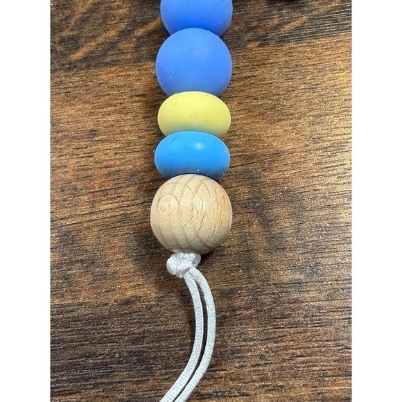 New hand made silicone bead pacifier holder, fish